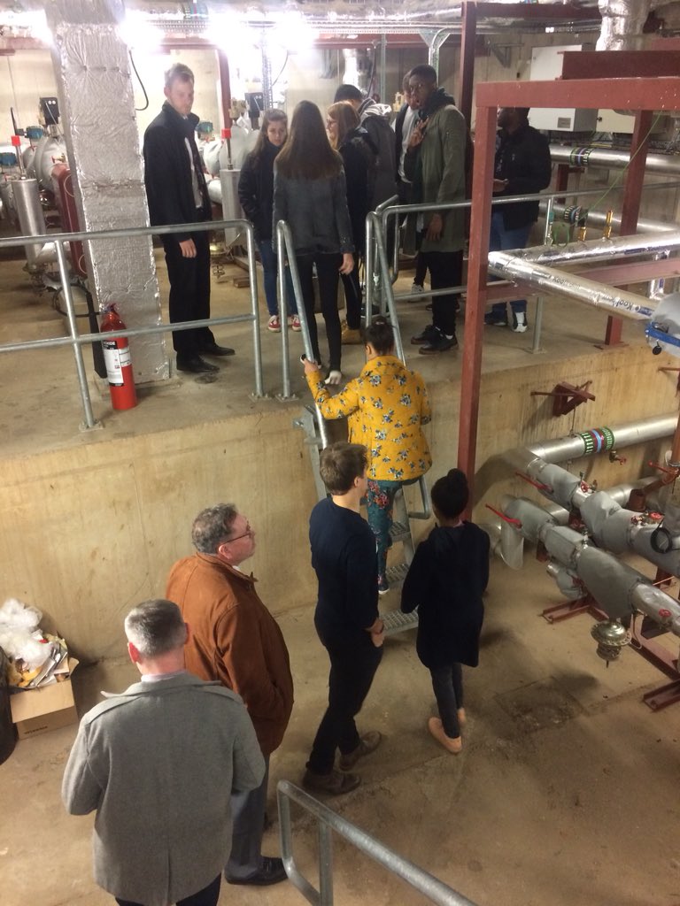 Huge thanks to Mark Boardman from @bem_services and Mark Godfrey from NTU Estates for an extremely interesting ‘M&E Services in Commercial Buildings’ lecture and tours of the huge Arkwright Newton plant room to our final year @AT_NTU Architectural Technology students.