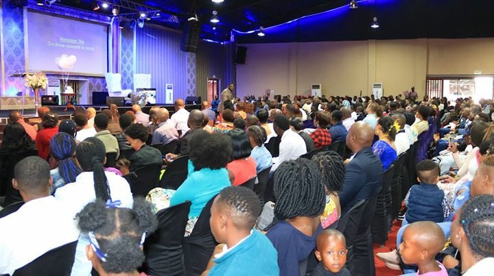 HoTMinistriesZA's tweet photo. House of Treasures Ministries Sunday Celebration Service - Go Show Yourself to Ahab
"It is God who knows how to magnify your foot steps"
@PsFelixOkoh
#HOTSundayService https://t.co/YA4xezzrlj