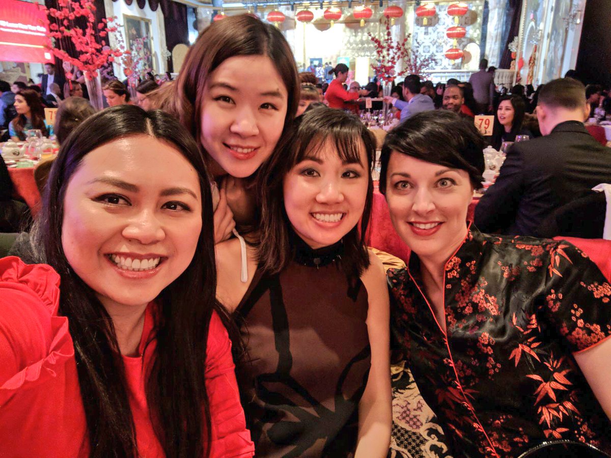 Had a great time last night with #BS&amp;S at the #TDLNYGala2018 <a href="/MelissaCFinley/">Melissa Finley</a> @Fenie_TD <a href="/KerriHu37/">Kerri Hu</a> <a href="/Jarod_TD/">Jarod Phillips</a> @DBriss1 @mchevalier_TD