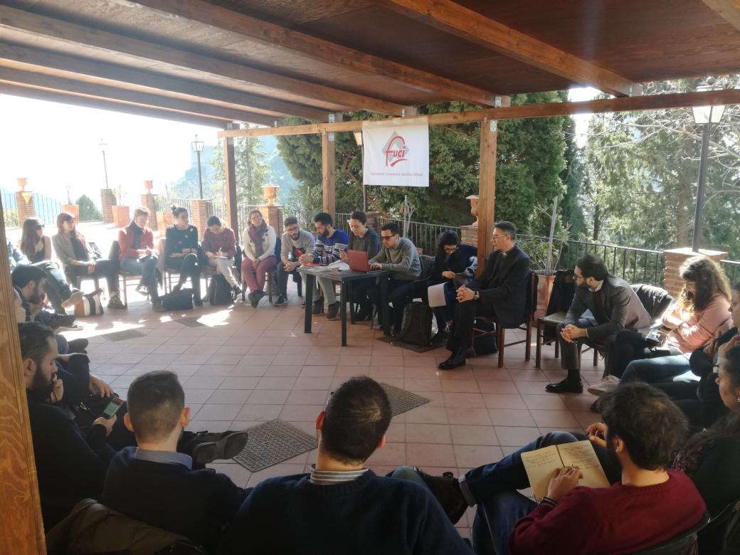FuciMessina's tweet photo. Oggi a #Savoca presenti all'assemblea regionale #Fuci #Sicilia #spiritoemente #versounastradacomune  @PresidenzaFuci https://t.co/3GzKpa1pI6