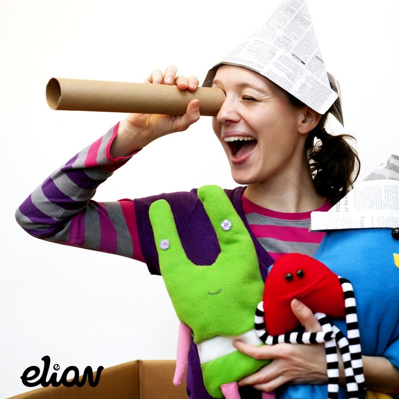 Apreciar momentos culturais com o seu filho sempre é um ótimo passeio. Apresente ao seu pequeno o universo mágico do teatro e viva este #MomentoElian.