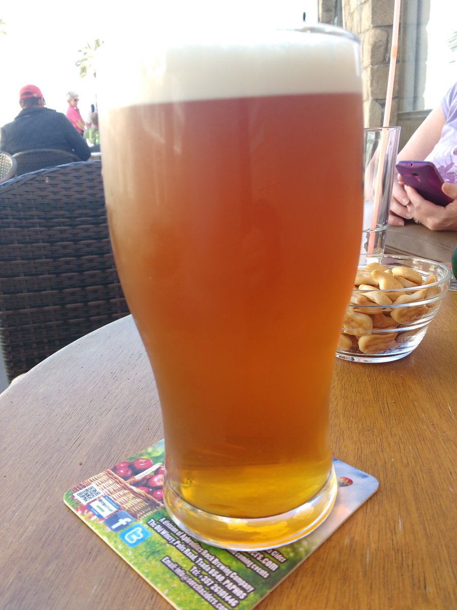 BrewGuy_'s tweet photo. Drinking Yorkshire Gold 3.8% @AphroditesRock #Wooden Pud #Cyprus Cracking beer in a world of #eurofizz https://t.co/NqVDosl2YG