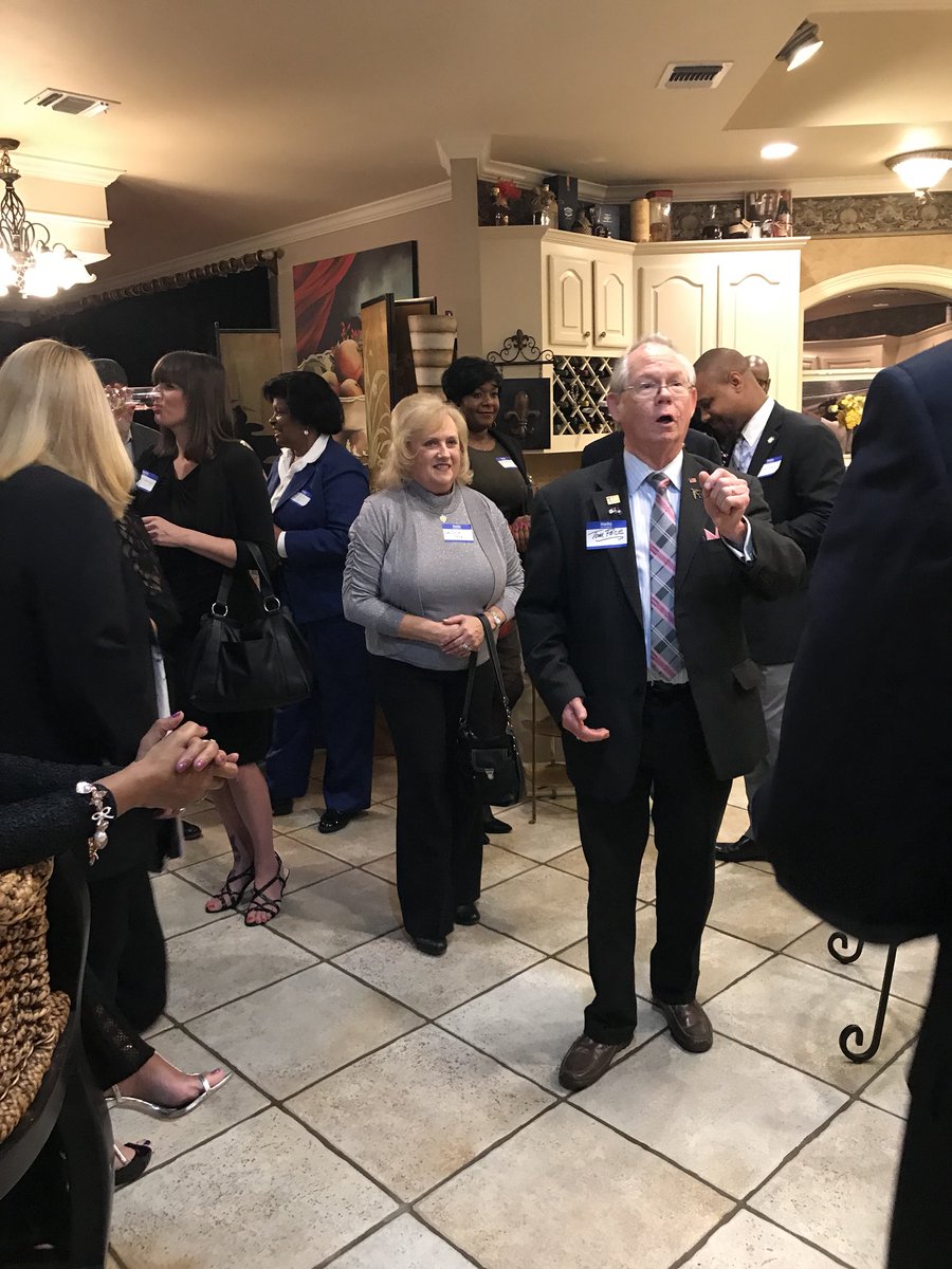 fmh_esq's tweet photo. @NAWJ District 6 Conference Welcome Reception hosted by Attorney Jacqueline Scott. District 6 Director, Judge Sheva M. Sims of Shreveport City Court, Judge K. Stewart &amp; Judge Pammela Lattier and Atty Felicia Hamilton @feliciasings (Scholarship Chair) pictured w/ Judge Joy Lobrano https://t.co/QDQemfHJLs