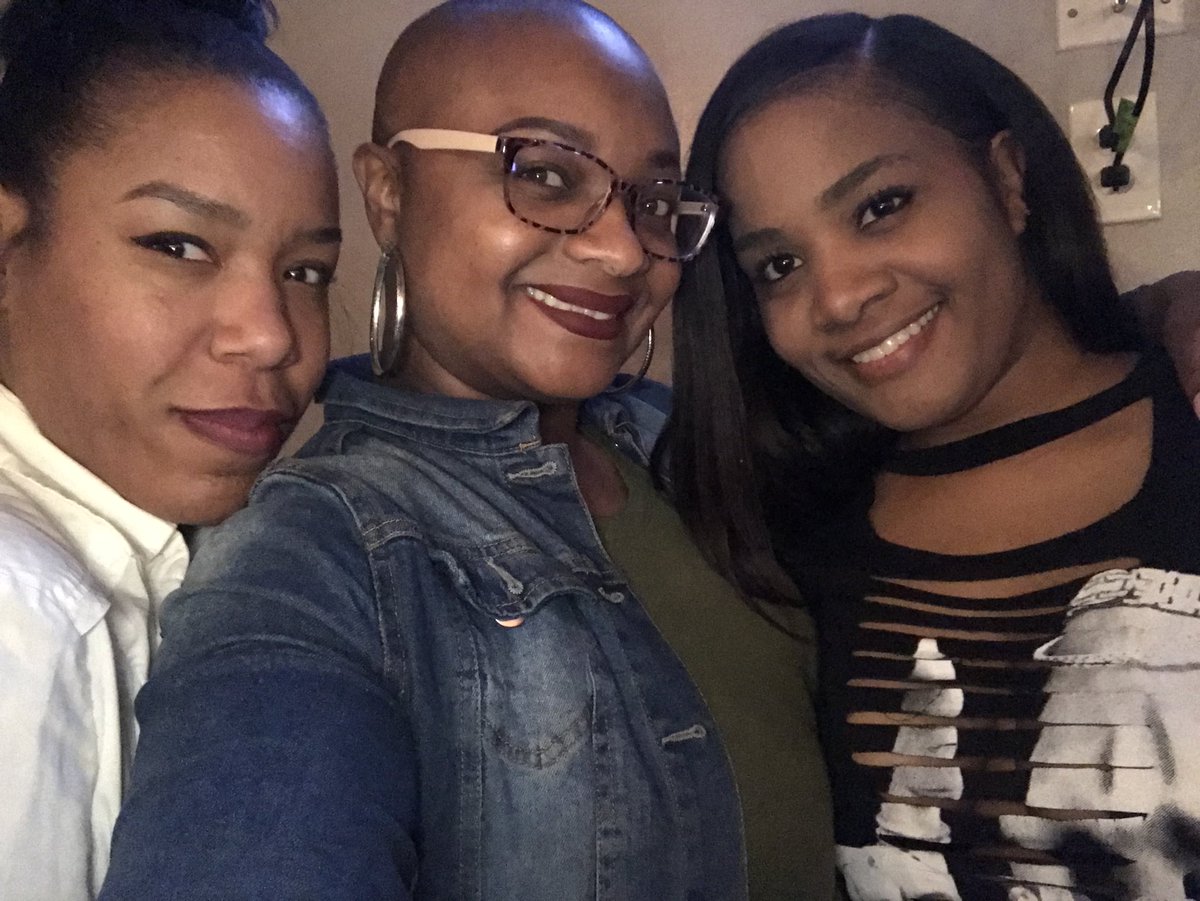Shehustlestoo's tweet photo. About last night!!!! #pretty #LivingMyBestLife https://t.co/dfhlGgTkCI