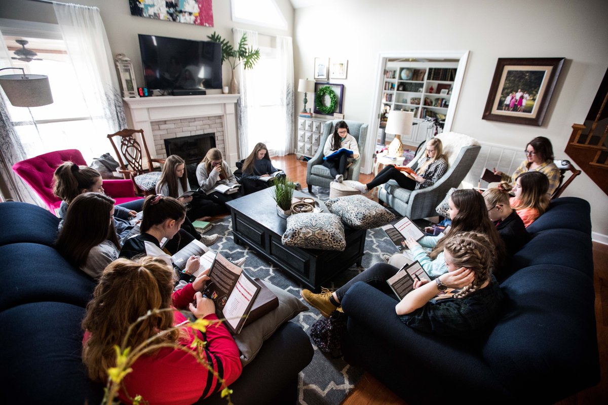 ebcjackson's tweet image. Our Englewood Volunteers of the Week goes to all our host homes and leaders for Transform WKND! It's beyond generous to devote your weekend to spend time and pour truth into the lives of our students. Thank you for serving so well! #ebcVOW #TFW18 @englewoodstu