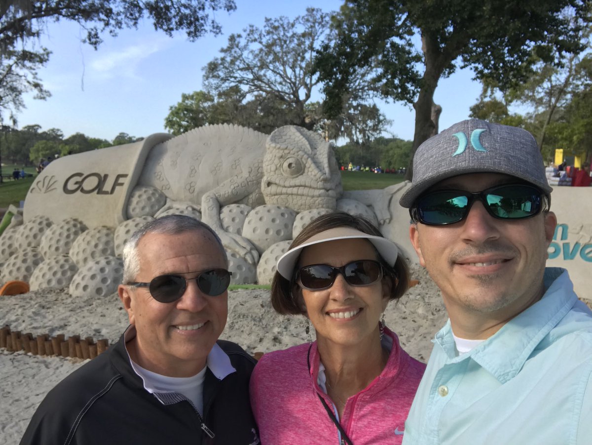 petethatson's tweet photo. Beautiful day for golf! #valsparchampionship #ValsparSHOTSPOT https://t.co/4ScIrybLsV