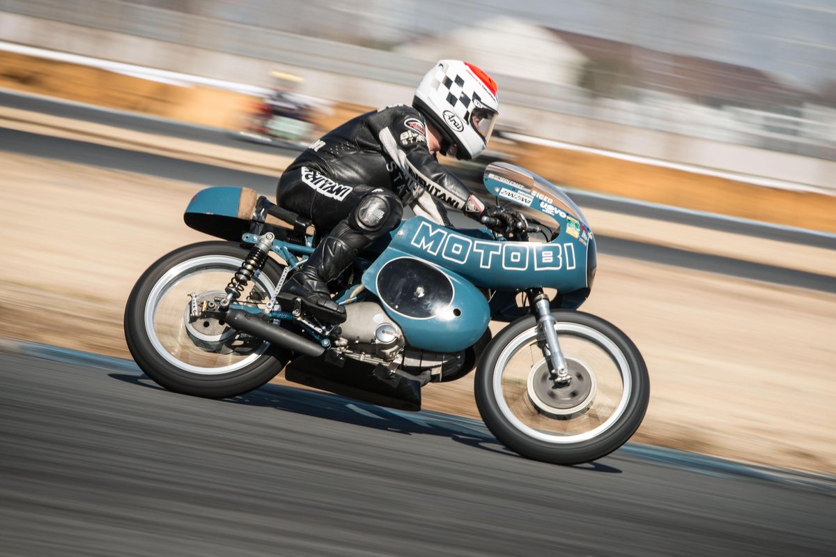 Bikers Station No Twitter ３月３日に筑波サーキットのコース1000でloc Track Day という走行会があって それに参加した 目的はモトビクラブ 実は私 このクラブの会長です のワークスマシーンにして かつてタイムトンネルで勝ちまくったモトビ250の試乗