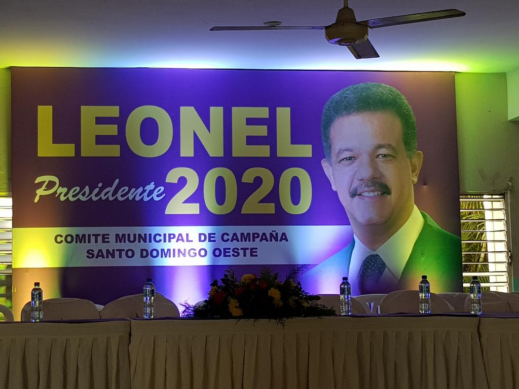 keylaReyna04's tweet photo. #SDOconLeonelFernández en breve inicia la asamblea en santo Domingo Oeste https://t.co/y7Uo5aUsBK