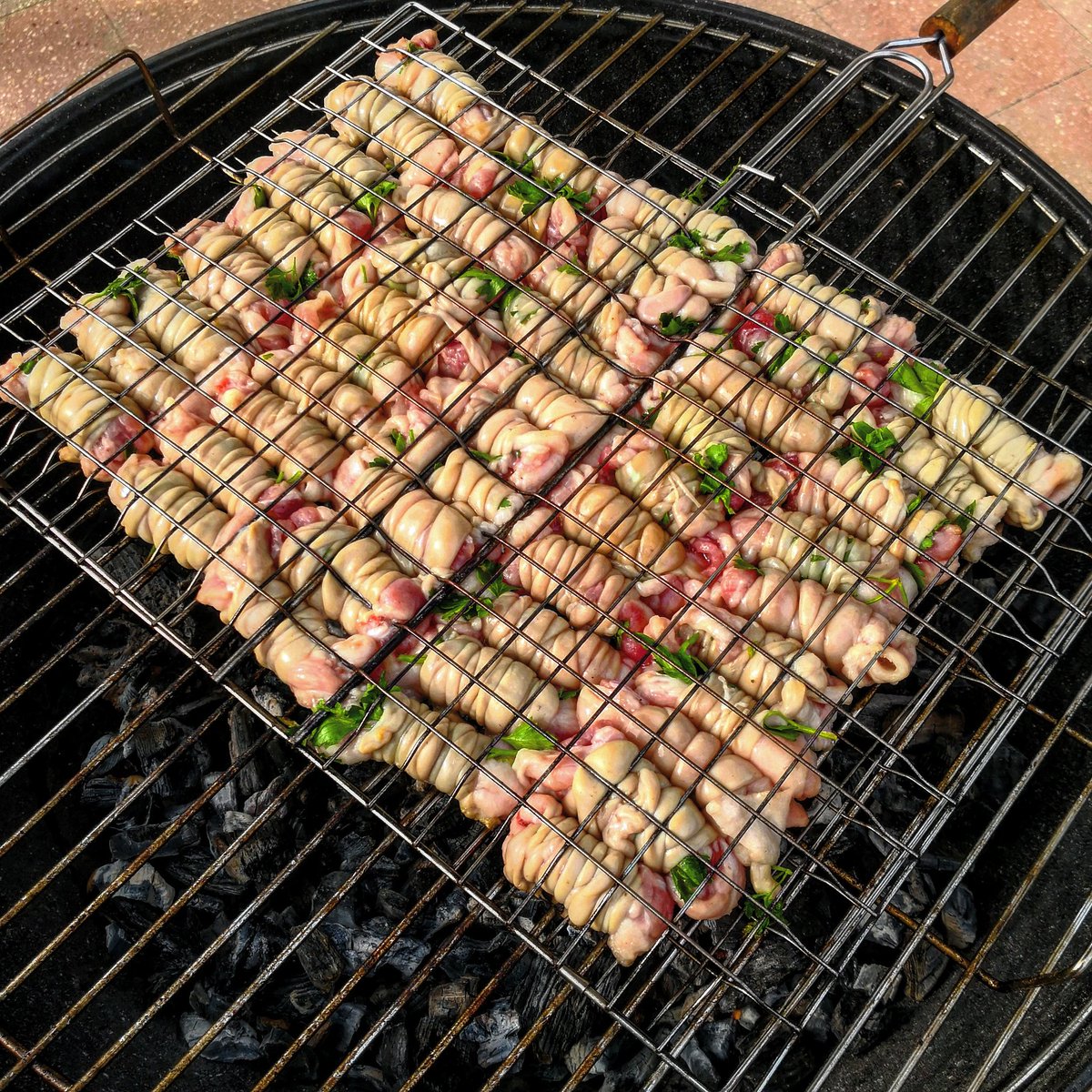 _Blackmount_'s tweet photo. God bless le grigliate della domenica. Potere del torcinello, vieni a me. #foodporn #beaf #torcinelli https://t.co/8niasQhqjE