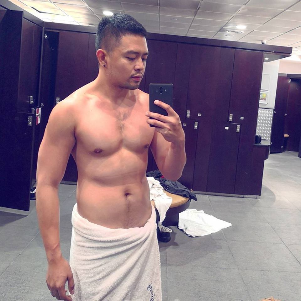 swimmervarsity's tweet photo. weekend food guilt = late gym workout ๐
#lastnight #workout #befit #butlivelife #zattmosphere ๐ช๐ผ @ Fitness First Platinum, Al Barsha https://t.co/RXJf6W7Piv