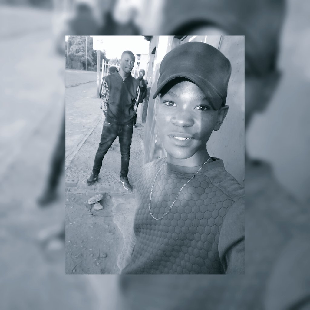 GoietsemodimoD's tweet photo. L.O.C T-cole ma Cuz . . . . . . we always stay true blue to ya colours https://t.co/8SaAYvgx4T