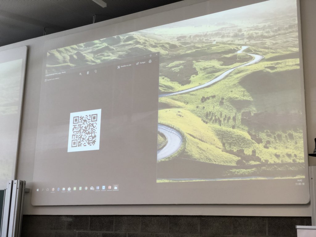 digitalwallonia's tweet photo. Le numérique pour favoriser la consommation responsable et l’anti-gaspi: on dit oui! 👍🏻@citizensofwallo #citofwal #smartcity #smartregion https://t.co/WNANN0nRZf