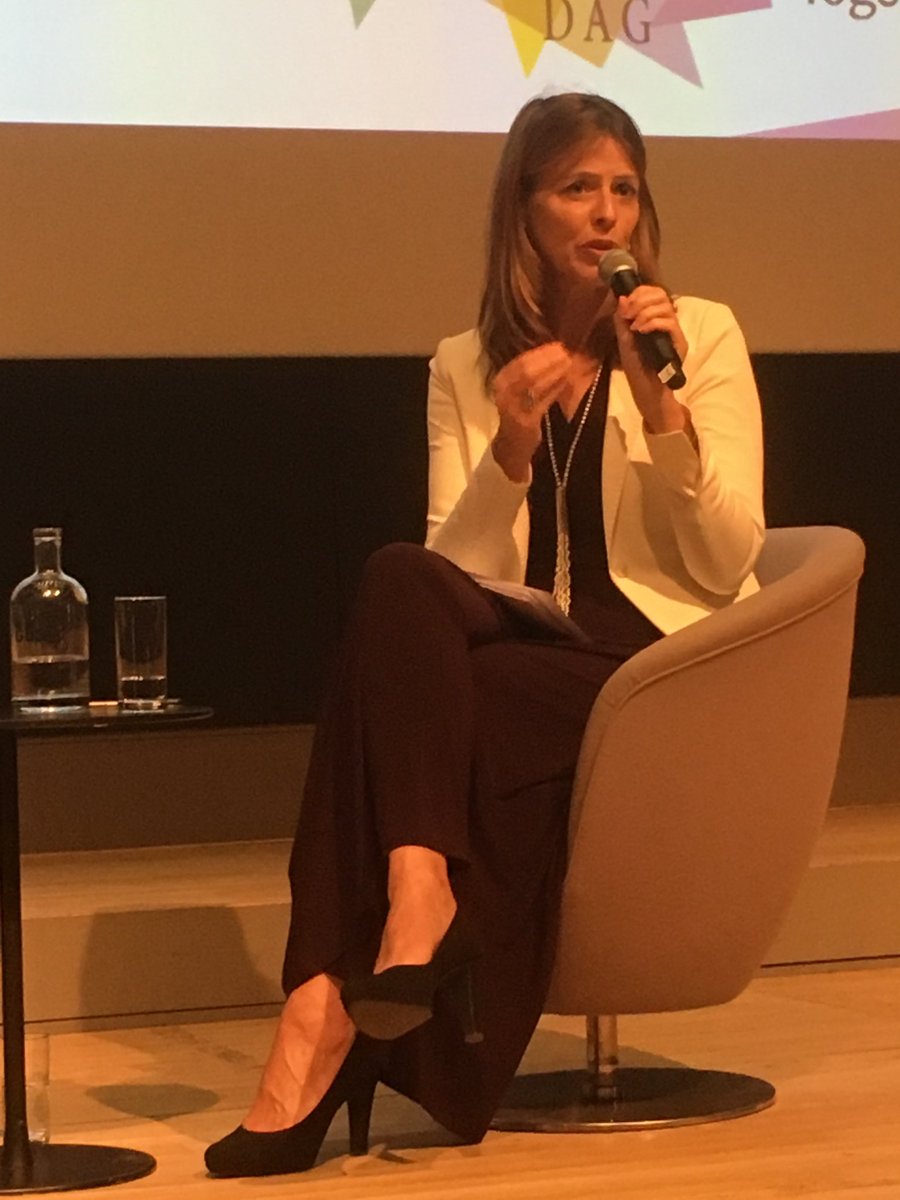 Petra Stienen over vrouwen in topfuncties: kwaliteit is essentieel. Des te meer reden om vrouwen in hoge functies te hebben! #duh <a href="/petra_stienen/">Petra Stienen</a> #vrouwendagdenhaag #InternationaleVrouwendag2018  <a href="/PEPDenHaag/">PEP Den Haag</a>
