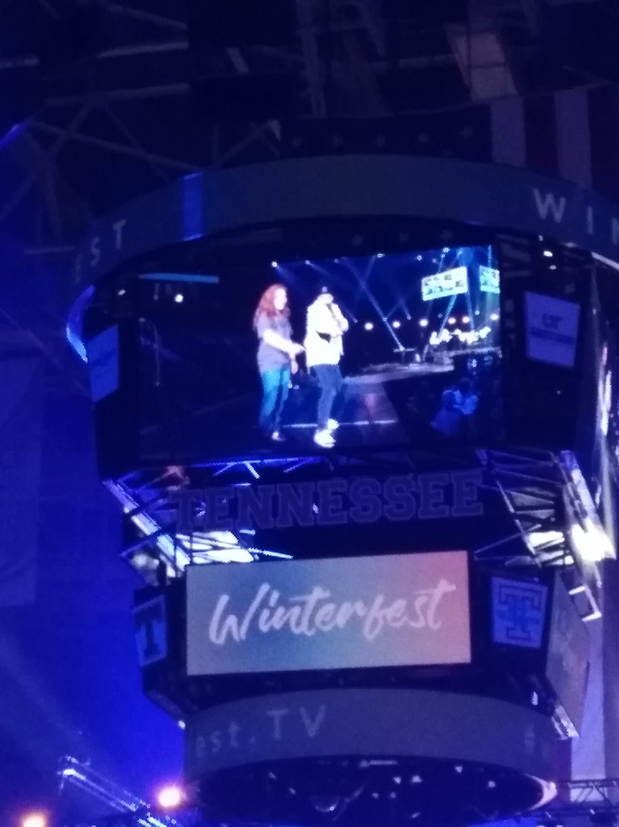 TopherVanScot's tweet photo. Sunday pre-service @WinterFest Elizabeth "frisbee-lizzy" #Winterfest18 #transformedyouth #ecogwv @TransFormed_You @ECoGWV https://t.co/LDh9DX2qGx