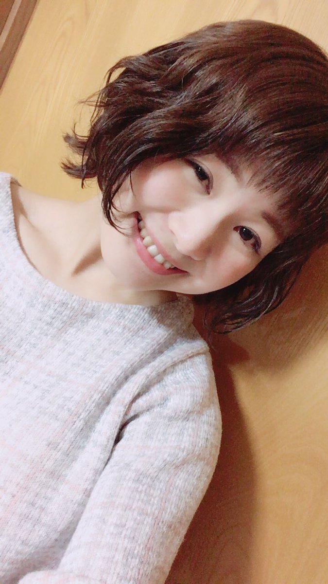0511Ts's tweet photo. 詳細が来ました😎💗 楽しみです(*¨*)💭💭💭 予約受け付けてます◎たくさんの方と一緒に音楽、楽しめたらなって思う 。♩ https://t.co/y3Wx0cXlt6
