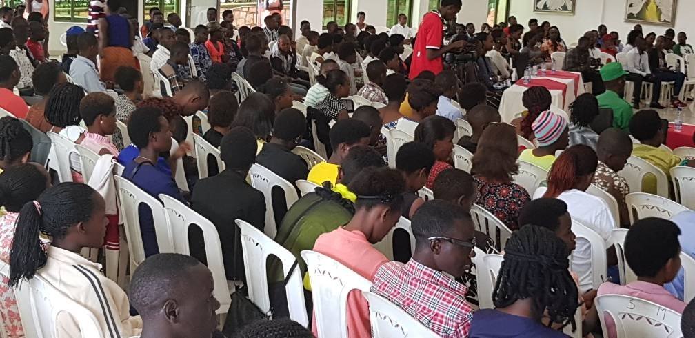 aimemuyombano's tweet photo. Vision, Strategies (creativities, Innovation, &amp;talent), Market &amp; Essentials should guide Youth regulating their Future &amp; for their Country. Said during a victory @RwandaYouth congress organized by the Youth of #KacyiruSector @Gasabo_District @RYVCP_Gasabo @TEDxYouthGasabo https://t.co/j06Dexve0E