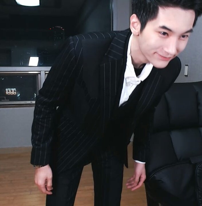 sihyoungpics's tweet photo. https://t.co/Br0AXAetYx