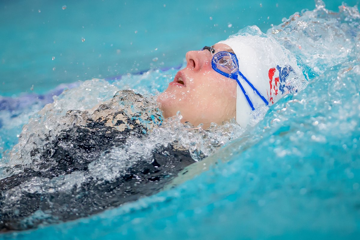 SFU_Swim's tweet photo. SOPHOMORE JESSIE GIBSON
Cheese and bacon on a plate=dinner Can quote any TMNT line Always has her R2-D2 suitcase True butterflier and even claims to like it!
200IM 100fl 200fl 200bk
2017 All American 100fl 200fl
#NCAAeh #TrueNorthRising #SFU #Swimming #goclango #2018NCAAdiv2 https://t.co/yovzogl1xE