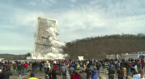 CBSSoutheast's tweet image. GREAT VIDEO: Frankfort, KY's Capital Plaza Tower was brought down in a controlled explosion, nearly 50 years after it was constructed. (WKYT) SUN0047