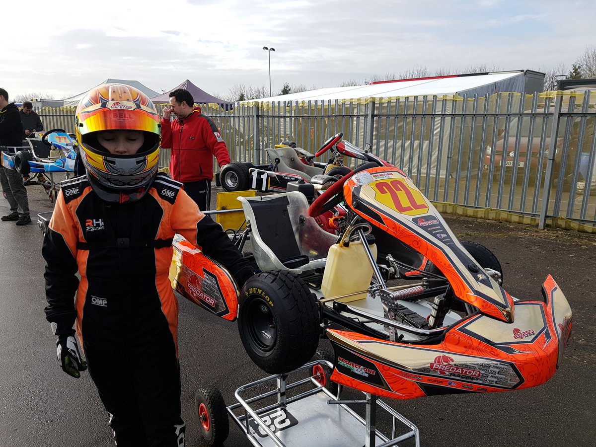 thomas_racing's tweet photo. @predatoracing #Projectoneracing @OfficialHKRC race day a tough day with great pace. Let's just say the new graphics have been christened. https://t.co/gwmaL6bgAQ