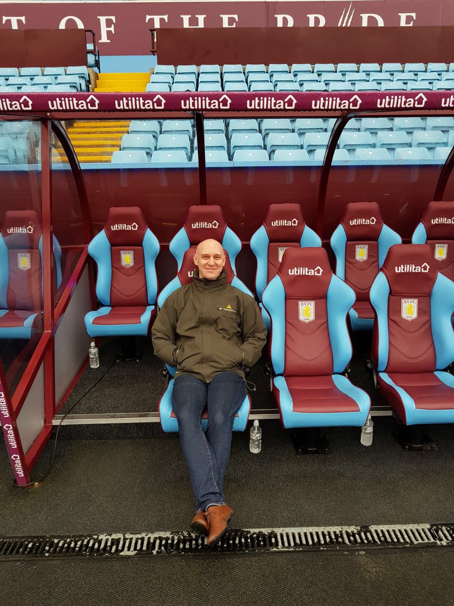 adam_tl's tweet photo. Had the most wonderful day courtesy of the guys @unibet and the ‘bettor experience’ Excellent and friendly staff made all the better by the result. Met my heroes from yesteryear (by chance) and a posh day out at the club I adore....UTV VTID https://t.co/pWe3TXJ8Ne