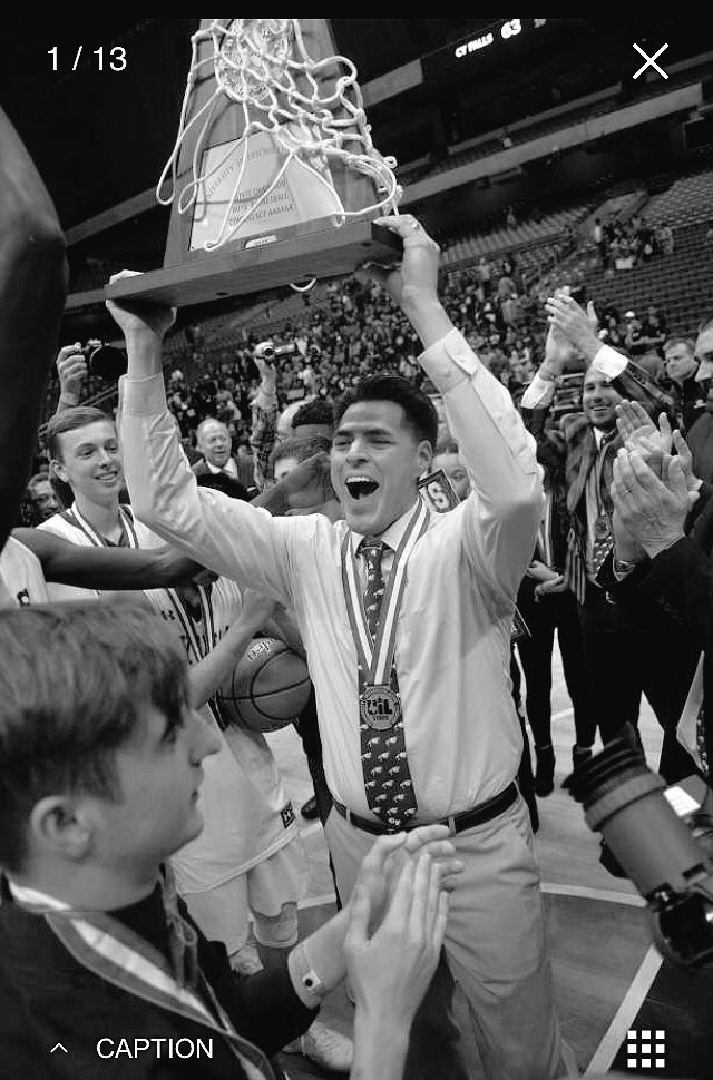 CYFALLS_MOB's tweet photo. A YEAR CAN FLY PRETTY FAST 💚💛🦅💯A MOMENT THAT WE WILL NEVER FORGET #EAGLEPEIDE #WEAREONE @CyFallsHoops @Coach_Flo @cqadams98 @JustinSkopal  @moneymait @Twesssttt @Dshezl13 @k_scott35 @Zach_S20 @_AsianSensation @Nhawk24_ https://t.co/Y4dgt6aOyk