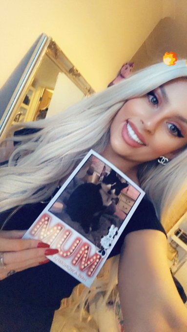 Watch 𝐊𝐞𝐥𝐥𝐲𝐛𝐬𝐰𝐨𝐫𝐥𝐝😻's leaked NSFW photo on TwXstars