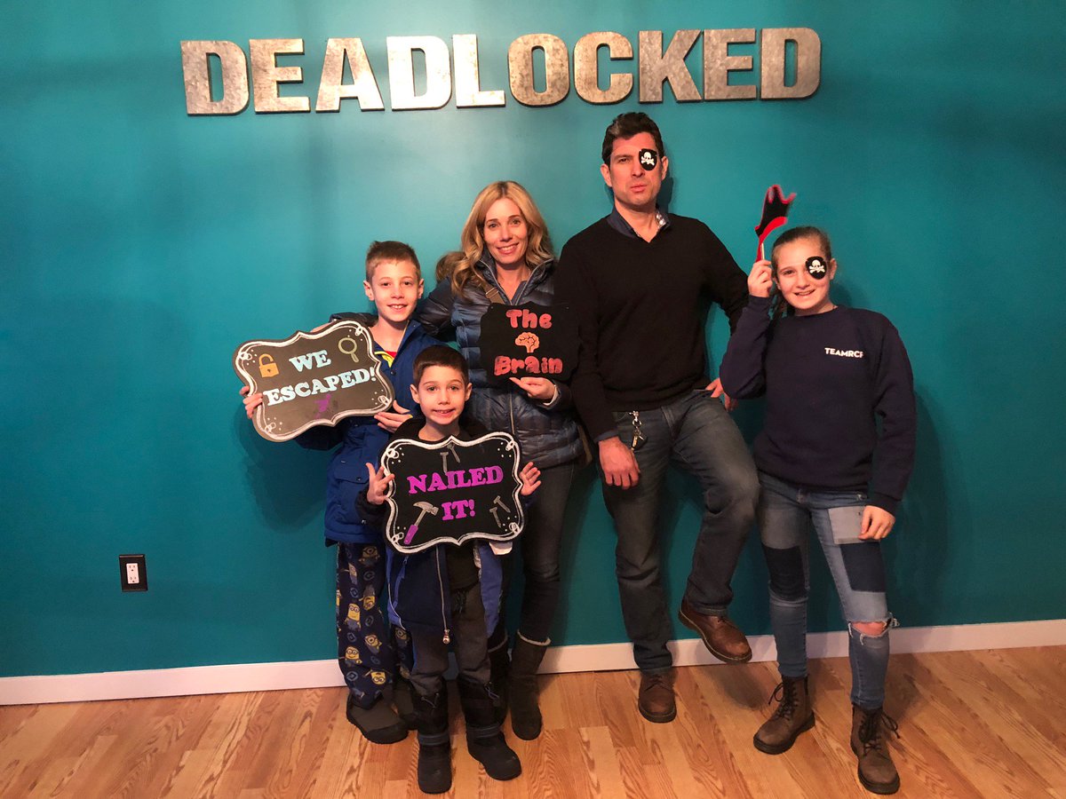 DeadlockedER's tweet photo. A very #Special #Deadlocked #HappyBirthday to Bama, Melisa, Jack, and Molly!!! #EscapeRooms #Stamford #CT https://t.co/YUrh1KBULD