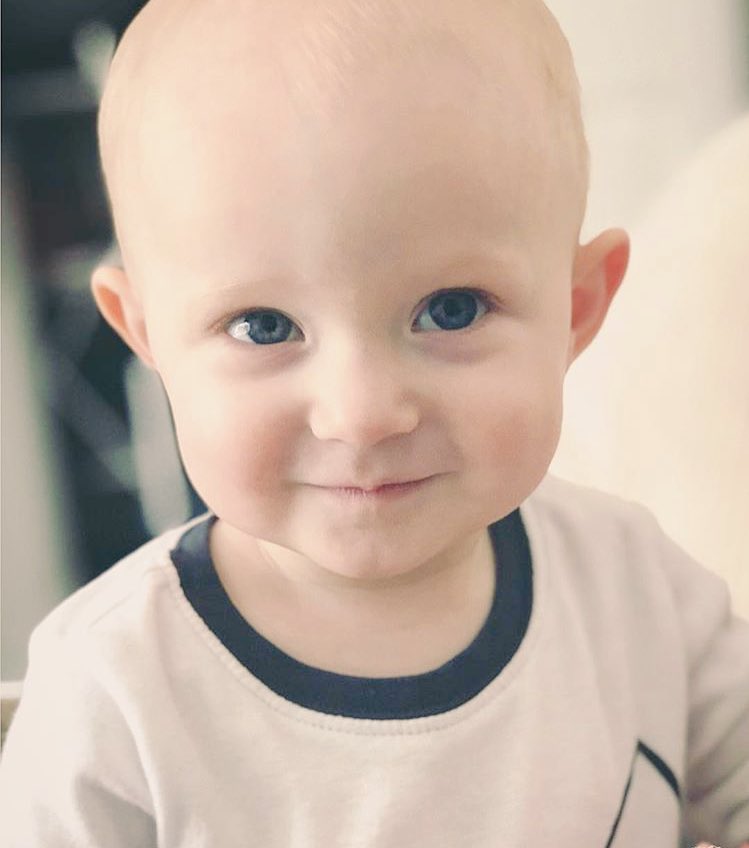 Faythe Stop growing up! 😭

How is she this big already ❤️❤️