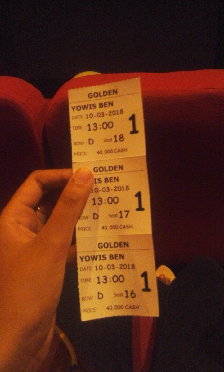 NeviraArisma's tweet photo. Sui gak on twitter, on twitter yo cuman goro2 mas @Moektito 😂. Dadi aku wingi ndelok film #YowisBen ,Golden Theater Kediri aman mas, pecah 😂 masio bioskop cilik tapi gak kalah iki penontone. Paling seneng adegan nabrak mobile lanang limangewuan 😂 tetep semangat lan ojo sombong https://t.co/DS0gqVLXIy