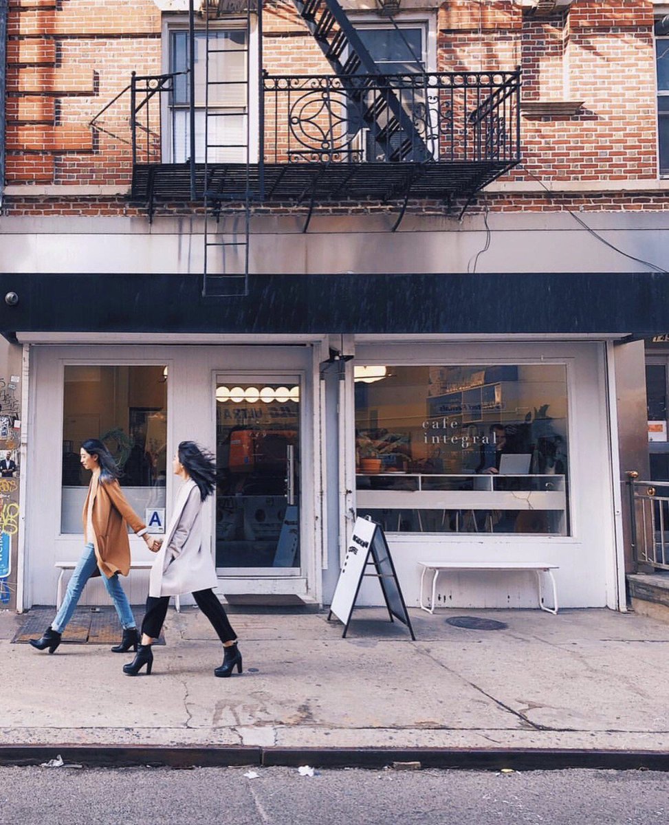 Easy like Sunday morning. ☕