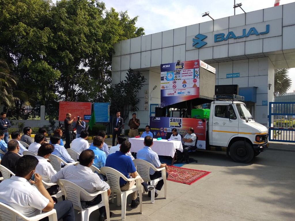 ACMAIndia's tweet photo. #ACMA-NR organised a walk for #ACMASaferDrives in the Uttarakhand Zone on March 10 & March 11. The walk covered plants of @Bajaj_India, @ALIndiaOfficial, and @TataMotors, highlighting the importance of safe driving on roads. https://t.co/zxisBniTPn