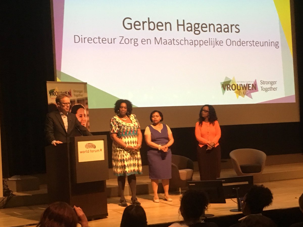 NathalyMercera's tweet photo. Antoinette Mutesa: winnares Kartiniprijs 2018. #kartiniprijs #vrouwendagdh #InternationaleVrouwendag2018 @PEPDenHaag https://t.co/slhhm40W9K