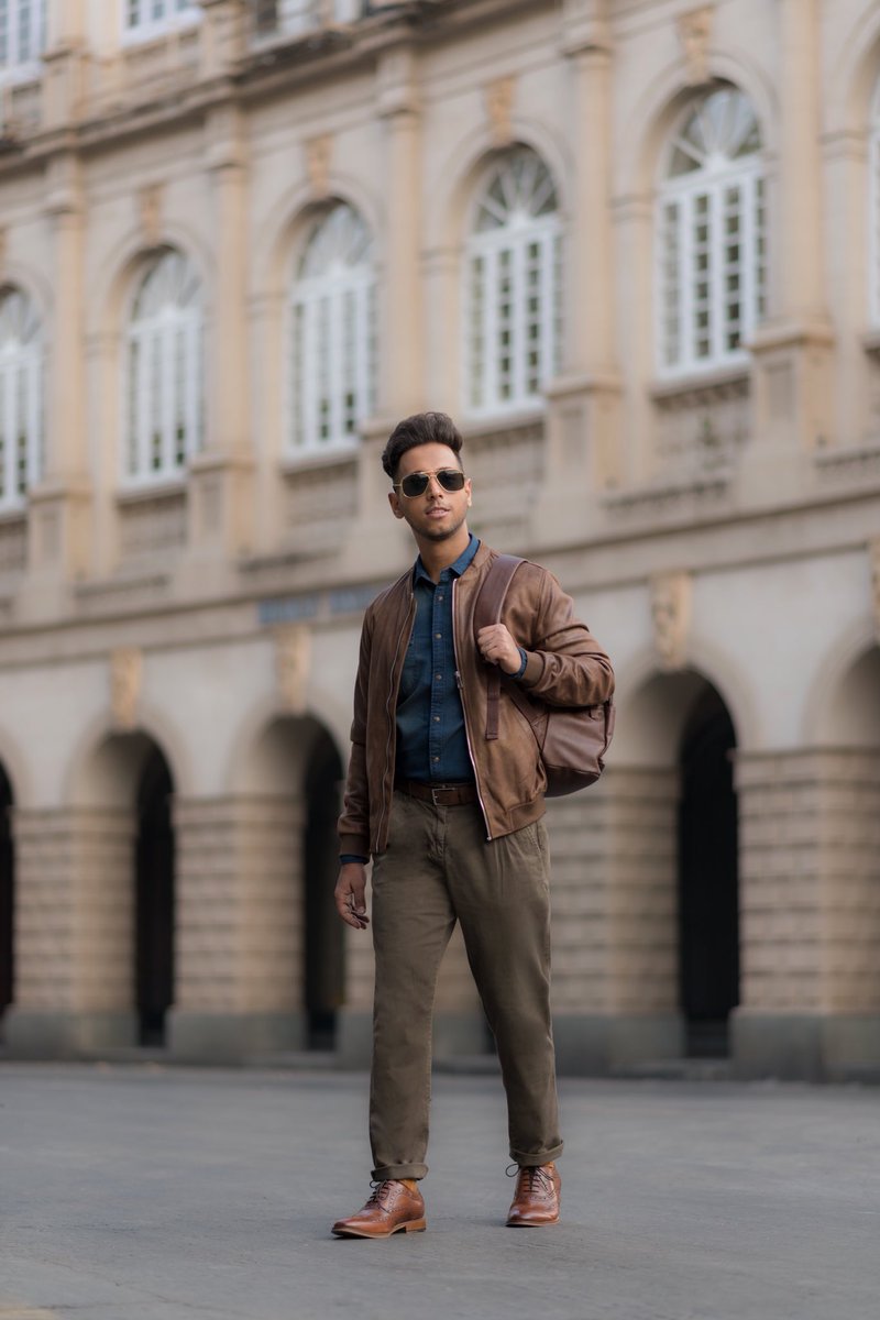 Miltiadis17's tweet photo. RT @heisgotthestyle: #HeIsGotTheStyle #WIWT #Outfit #OOTD #Menswear #Mensfashion #Menstyle #StyleForMe #MenWithClass #HighFashionMan #MensFashionReview #MensGromming #HighClassMen #ClassyMen #Swag #Dapper #Mumbai #India https://t.co/RkYCjmjdD7