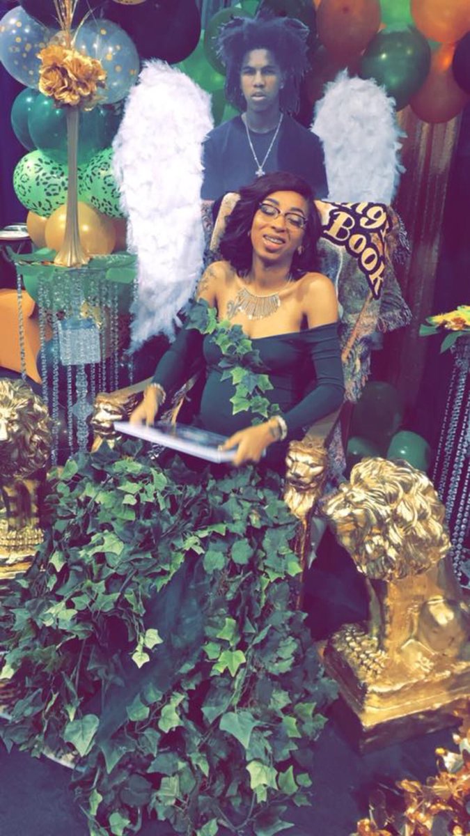 _lilshawa's tweet photo. So much I gotta post but ima start with this JUNGLE BOOK: For The Love Of Gianni 🌱💚🦍 https://t.co/Gbg9u29eMb