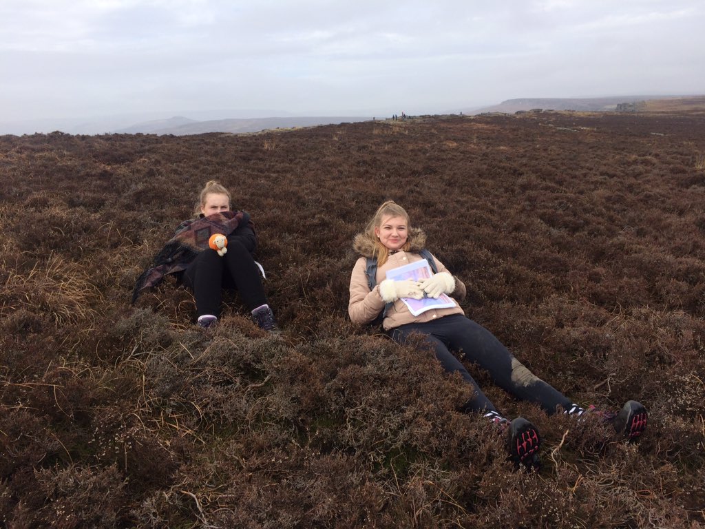 BadhamBianca's tweet photo. @GESHerts students exercising their right to roam #openaccess #CROWact #fieldwork spot the Herdy @HerdyUK https://t.co/nTSEM7KGSo
