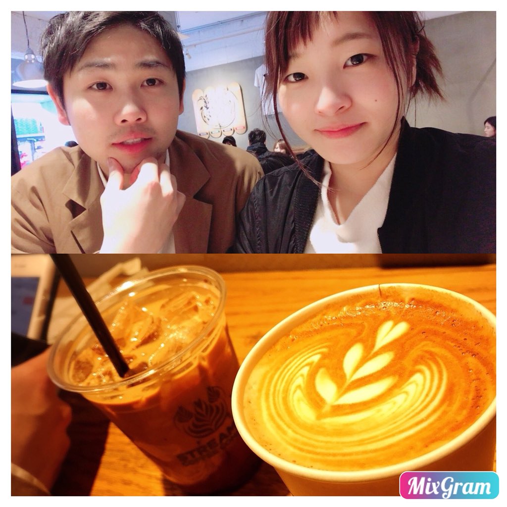 detectivekid1's tweet photo. ゆにばでいとー
びーとるず好きでもないけどおそろいびーとるず🎸
寒すぎ楽しすぎ鼻むずすぎな1日。
大阪でいとーは観光ほぼ無しの買い物&amp;食べるメイン。
それもまた楽しすぎうますぎなので2日ともとてもはっぴーでした。
ちょっとおしゃれ写真にも挑戦🤳
#あかねちゃん#ありがとね https://t.co/PSBhII53uA