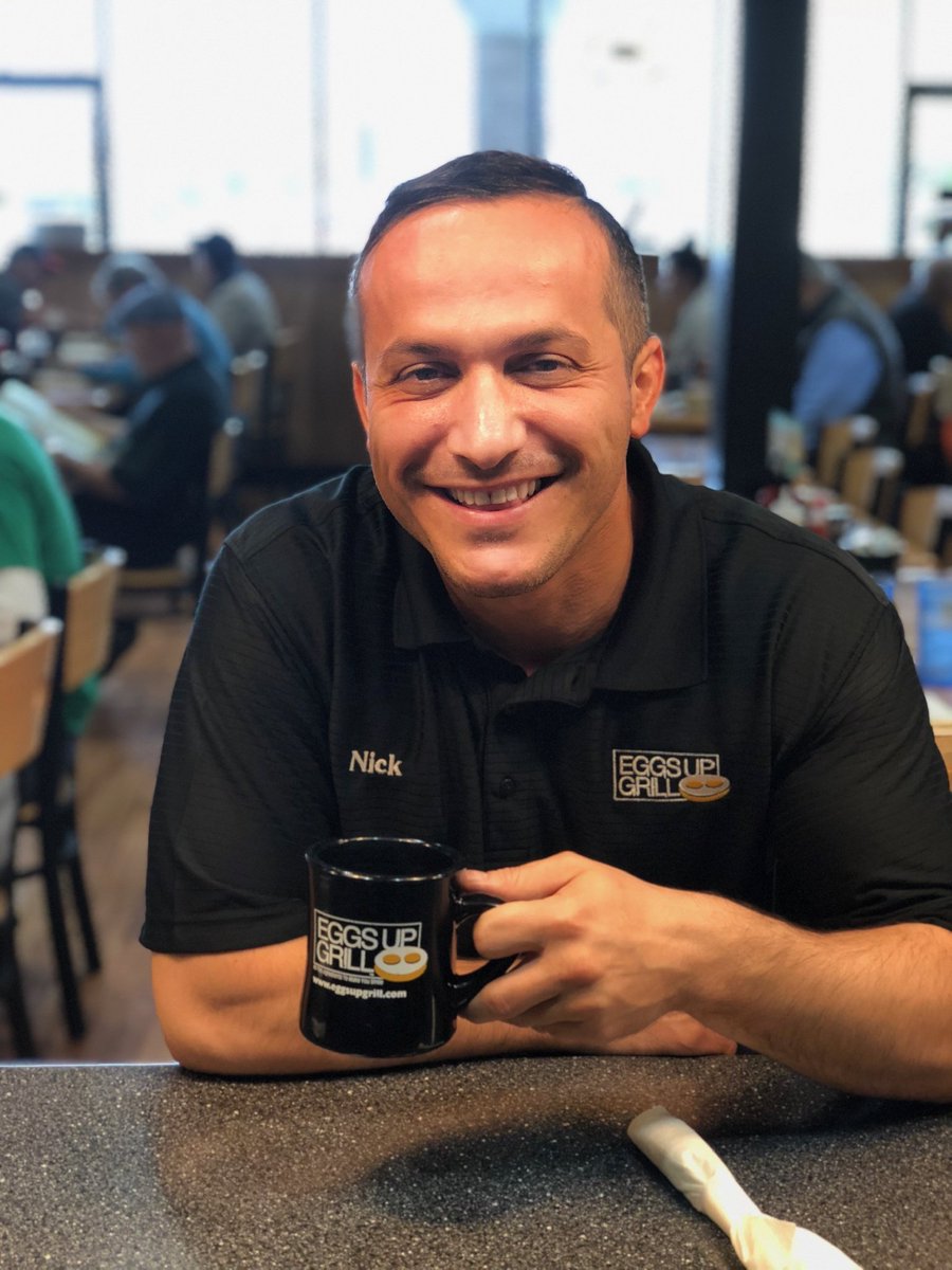 EUG_NMBMainSt's tweet photo. GOOD MORNING! Did you remember to 'spring forward'?

Don't think of it as losing an hour of sleep, think of it as getting to #EggsUpGrill for breakfast and hour earlier!! Come enjoy a hot cup of coffee like our friend Nancy! We can't wait to serve you. #DaylightSavingsTime https://t.co/QEpuy4FJzU