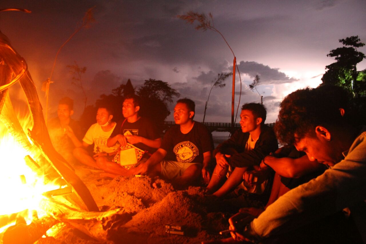 Pantai Balekambang Malang