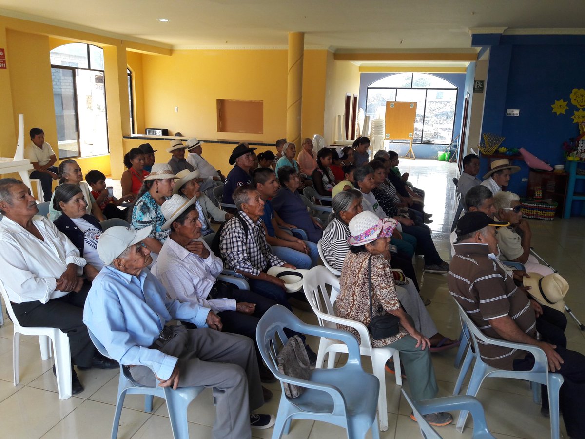 Alcalde Ramiro Maita asiste a importante reunión del Adulto Mayor en Yamana.