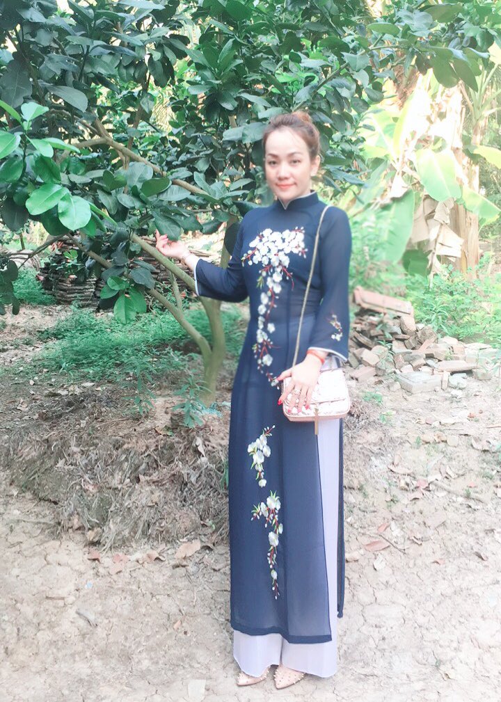 NattyLe0212's tweet photo. Cảm ơn anh chị em &amp; các cháu đã dành cho gia đình một bữa cơm thật ấm cúng, thật gần gũi, thật chân tình!! ❤️
#BếnTre
#quêhươngngườitôithương
#NattyLe #PhanLam https://t.co/CclquYugiA