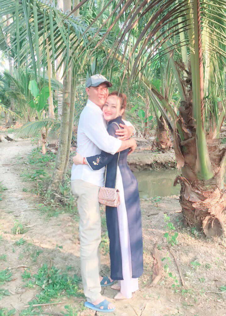 NattyLe0212's tweet photo. Cảm ơn anh chị em &amp; các cháu đã dành cho gia đình một bữa cơm thật ấm cúng, thật gần gũi, thật chân tình!! ❤️
#BếnTre
#quêhươngngườitôithương
#NattyLe #PhanLam https://t.co/CclquYugiA