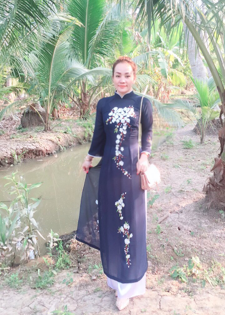 NattyLe0212's tweet photo. Cảm ơn anh chị em &amp; các cháu đã dành cho gia đình một bữa cơm thật ấm cúng, thật gần gũi, thật chân tình!! ❤️
#BếnTre
#quêhươngngườitôithương
#NattyLe #PhanLam https://t.co/CclquYugiA