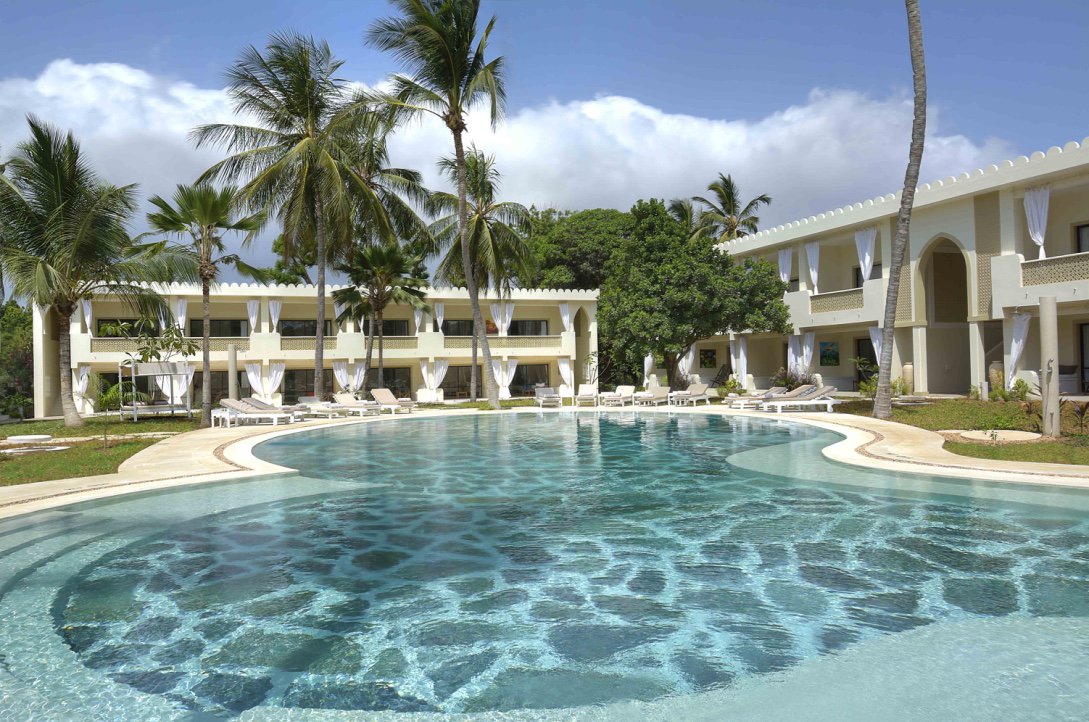 Planhotel's tweet photo. #Planhotel Hospitality Group is pleased to announce the opening of #Malindi Dream Garden, a new hotel in #Kenya, situated in a naturally protected area over-looking the #Silversand Beach, one of the most beautiful beaches of the coast. https://t.co/Z66s2v6PMq