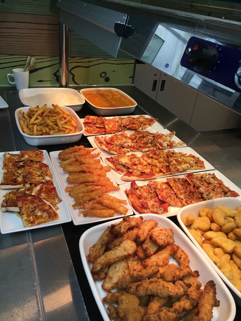 Team appreciation lunch to say thank you after a busy first week of opening! <a href="/razibul12/">HaSsan</a> <a href="/Omar_Negm2/">Omar Negm</a> <a href="/premierinn/">Premier Inn</a> @SWLondonPI <a href="/SDEBDD/">simon ewins</a> #sloughwestisbest #oneteamonedream