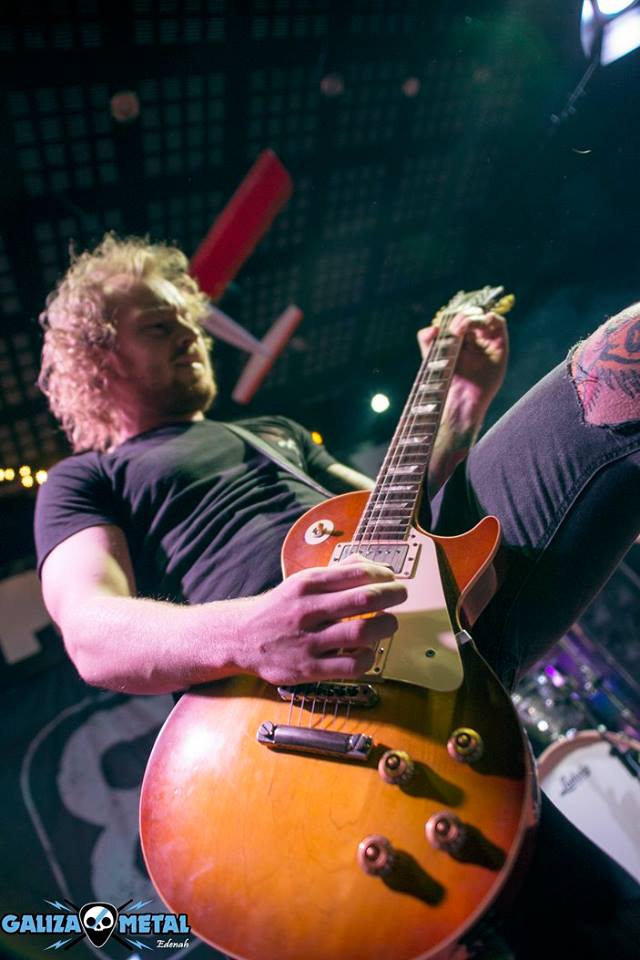 GalizaMetal's tweet photo. Crónica de @BlackBoneMusic en @salasoncangas @lestrato https://t.co/or1d7GmYcO https://t.co/hi4ztnG85V