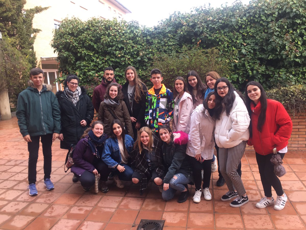 gruposAMJ's tweet photo. Este fin de semana se realiza en Peñagrande (Madrid) el encuentro de Monitores AMJ de la Provincia Ana María Janer. Se han reunido un total de 15 chicos y chicas que movidos por un mismo estilo. Salimos para amar! Ánimo chicos y gracias por vuestra dedicación #gruposAMJ https://t.co/odF3iwMyZW