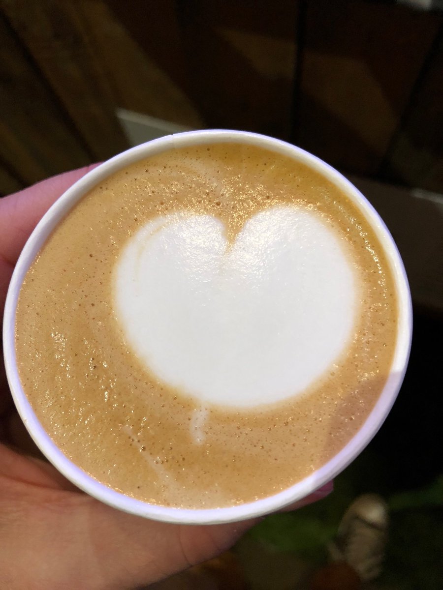 Training my cappuccino at #dutchcoffeeacademy