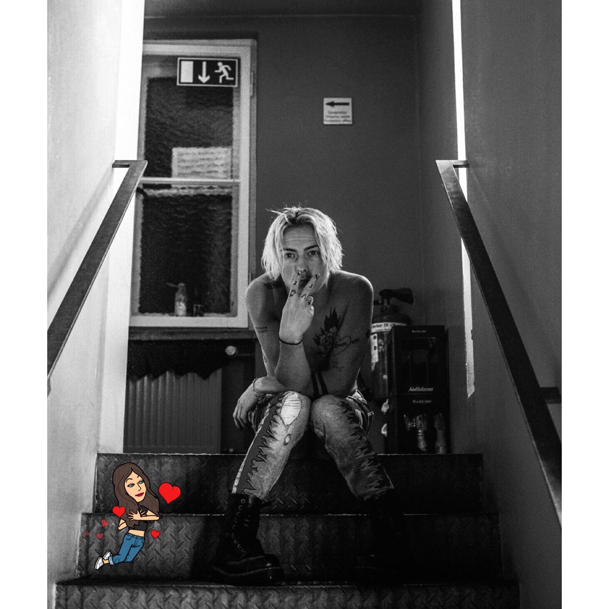 MegzzLindsayx's tweet photo. Thank me laterrr! 😍😱👋🏼❤️
#TheHunna #Ryan #Y.D.W.I.WM #RockMyWay https://t.co/YhLgUZt1kx