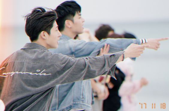 wednesday_y's tweet photo. 💗 os - stretch ( #junbin )
🔗 https://t.co/wgKAWIaVvp

#จุนบินยืดๆ #ฟิคจุนบิน #จุนบิน  
@ksf_ikon @junbin9697 https://t.co/PoQjQF4VSg
